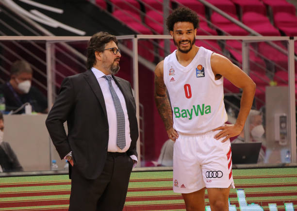 魔术师约翰逊：乔丹是NBA历史最佳球员 詹姆斯贾巴尔紧随其后